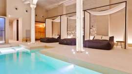 En ambos tratamientos, y tras descansar, se podrá disfrutar de una sesión de circuito de aguas para aportar relax al cuerpo