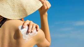 Una Guía con todos los consejos necesarios para defenderse del sol en los enfermos oncológicos, que ha realizado la Dra. Elena Fernández Martín y que se puede descargar de modo gratuito a través de la web de GEMEON