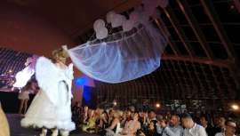 Una celebración por todo lo alto, que vistió de fiesta a Valencia, en concreto al espectacular LHèmisferic de la Ciudad de las Artes y las Ciencias, en la Gran Gala de la Cooperativas de Peluquería y Estética, con muchas estrellas invitadas 