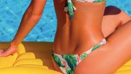 Arrasan en las redes y tienen sus propios hashtags. Los hoyuelos más sexys de la anatomía son un signo
genético que no se consigue con dieta ni ejercicio. De ahí que la cirugía haya puesto también su vista en ellos. Nos lo explica el Dr. Chamosa