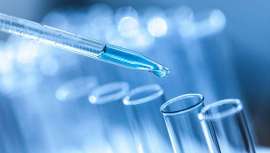 Frotar gotas en la piel que se conviertan en gel y se introduzcan en el interior del cuerpo a modo de depósito continuado de activos y medicamentos, es uno de los últimos y más prometedores descubrimientos científicos