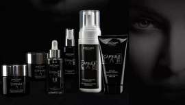 De origen vegetal, las fórmulas de Capsule Lab aseguran una poderosa acción antioxidante y un gesto completo de belleza profesional