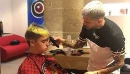 Joaquín Ruiz, ganador de la última edición de esta competición en la categoría FreeStyle, ha impartido una sesión donde se ha abordado cómo crear un corte adaptado al cráneo y las facciones del cliente