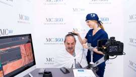 El doctor Pablo Naranjo, director médico de MC360, ha impulsado y participado en la modificación del software de una máquina empleada en diagnóstico dermatológico capilar para su aplicación en el trasplante capilar y mejorar sus resultados