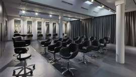 Instituto Llongueras es el nuevo centro de formación profesional que cuenta con 769 metros cuadrados adaptables y ofrece una gran variedad de cursos dirigidos a los profesionales del sector