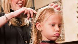 Este trastorno, poco habitual, produce vómitos, desmayos e incluso pérdida de conciencia en algunas mujeres de cualquier edad, especialmente niñas, que acuden al salón