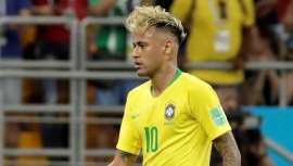 Ex-jogador do Barça tem sido alvo de posts, tweets e uma série de comentários com o novo corte exibido durante a estreia do Brasil no Mundial