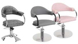 Un clásico Pahi, Líder. Un clásico renovado, el sillón más vendido, que ahora se convierte en todavía más irresistible si cabe. La pieza ideal para decorar tu salón y proporcionarle a tu cliente el asiento más cómodo y confortable