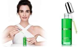 El nuevo Booster es un concentrado que defiende y rejuvenece tu piel cada día gracias a la suma de un reconocido triplete de activos con acción antioxidante