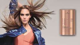 Schwarzkopf Professional dá um passo mais além e lança Argila Aclarante Reforçadora de Pontes de Blondme para Balayage perfeitos a mão livre, esquecendo-te assim da escravatura do papel de prata