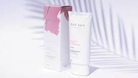 Vegana y libre de sulfatos, completamente natural, Nak Hair lanza la crema que no solo hidrata, ideal para puntas abiertas y dañadas, sino que también protege y suaviza. Sin aclarado, para usar cuando y donde se quiera o necesite 