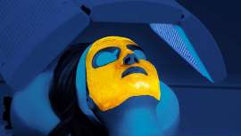 Cada vez existen más pacientes que quieren eliminar el acné  en la edad adulta. Así lo constata el reconocido dermatólogo, doctor José Luis López Estebaranz, quien revisa estadística, causas y tratamientos como la fluorescencia Kleresca