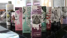 Adquirida por el Grupo LOréal en mayo de 2018, la marca Pulp Riot se encuentra en pleno proceso de expansión mundial. Cuenta además con la 3ª mayor comunidad de fans del mundo de la coloración profesional, 900.000 seguidores en Instagram  