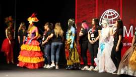 La segunda jornada de Salón Look acoge este evento que año tras año gana en profesionalidad y deja claro que el futuro de la peluquería y el maquillaje aún se presenta alentador