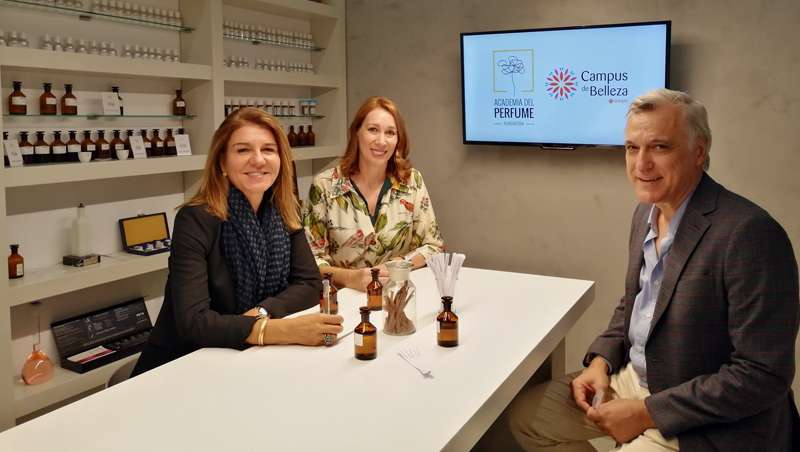 La Academia del Perfume y el Campus de Belleza Stanpa firman un acuerdo de colaboracin