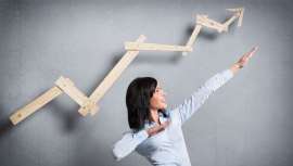 La superación personal es posible si te comprometes, superas tus miedos y focalizas tu atención en conseguirlo. Cuentan su experiencia personal al respecto un plantel de diversos personajes y empresarios de éxito