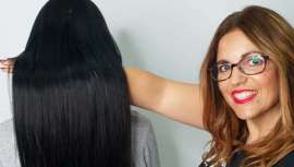 Prescriptor, expertos en salud y asesoría de imagen, entre otras cosas, las nuevas generaciones de peluqueros, caso de la malagueña Raquel Mata, lo tienen claro y fundamentan su éxito en dichos preceptos como ejemplo y enseñanza 