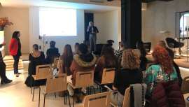 Nueva Visión ha demostrado en vivo y en directo el poder tratante y alisador, ecológico y vegano del alisado de KACH, amplia línea capilar orgánica y natural, de manos del equipo técnico de Nueva Visión en la sala multiusos, Studio Beauty Market 