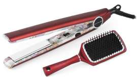 Presume con tus clientas y haz que ellas lo hagan a su vez con la nueva C1 Ethnic Collection by Corioliss. La plancha que la firma presenta en dos packs de edición limitada, con un diseño, color y estampación que te sorprenderán