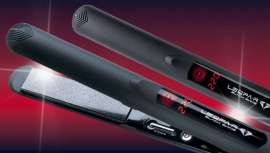 Ahora, CBR Professional, todavía más cerca de ti. Prueba, durante 15 días, de forma totalmente gratuita en tu salón de peluquería y sin compromiso de compra, la fantástica Leopa-R Black Shine, plancha profesional