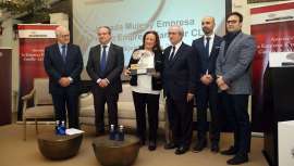 Presente en más de 60 países, Válquer posee más de 600 fórmulas registradas en cosmética capilar y de belleza. Su labor y compromiso han sido premiados en el transcurso de la Jornada Mujer y Empresa