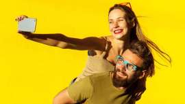 Mientas Instagram anuncia que retirará sus filtros relacionados con la cirugía estética, los selfis continúan generando un número relevante de intervenciones médico estéticas y quirúrgicas entre los más jóvenes