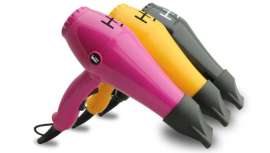 A su colorido y bonito diseño, CH 3.0 de Lim Hair une sus prestaciones y una más que interesante relación calidad-precio 