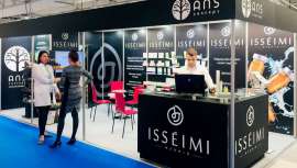 La firma española que dispone de una amplia carta de productos cosméticos, ha estado en Beauty Days presentando su portfolio con fórmulas que incluyen factores de crecimiento epidérmico y otras iniciativas pioneras