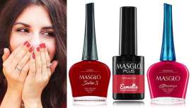 Desde el casi negro, hasta los más brillantes o ensoñadores, esta Navidad se pinta las uñas de rojo