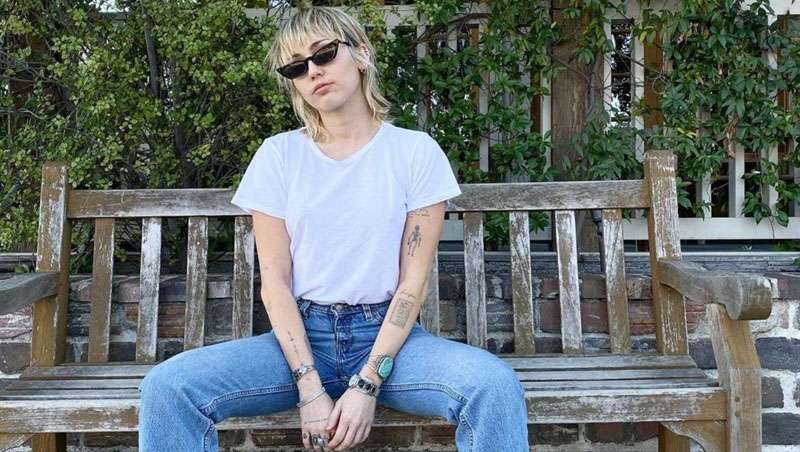 Miley Cyrus colapsa las redes con su radical cambio de look, al más puro estilo mullet