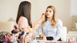 En los últimos cuatro años ha aumentado el número de profesionales que se dedican a la estética, por encima de los especializados en la producción textil y de alimentos 