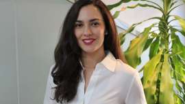 Alibaba es mucho más de lo que se pueda imaginar o conocer tras una primera impresión. Alba Ruiz, su responsable para el desarrollo del gigante del e-commerce en nuestro país, lo tiene claro, Alibaba es un hervidero de oportunidades para el sector