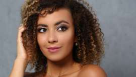 Un estudio realizado entre más de 47.000 mujeres estadounidenses a lo largo de 8 años, publicado por The Guardian, dice que los tintes específicos para cabellos afros aumentan las posibilidades de sufrir este tipo de cáncer