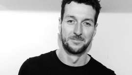 Su misión, la de dirigir e inspirar la creación de colecciones, la formación de la marca para los profesionales peluqueros, así como la de la dirección de los shows internacionales