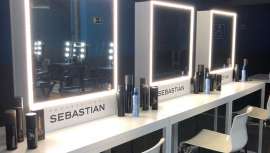 El Cult Team de Sebastian Professional en la cita más esperada con la moda y el mundo del diseño, creando los looks de peinado para Fabio Encinar 