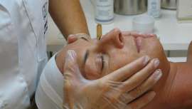 Lamdors Global System lanza la campaña “Piel Limpia, Piel Sana, Piel Bella Siempre” y propone dos tratamientos infalibles para pieles secas y sensibles, acompañados de cosmética de uso y continuidad en el hogar 