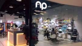 Nuria Pascual abrió con 20 años su primer salón y es su hija Ariadna quien le ha tomado el relevo. Son referente en Barcelona