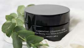 Tienen la habilidad para solubilizar pigmentos, suciedad y restos de contaminación. Así, actúan como auténticos imanes, separando las impurezas y atrapándolas