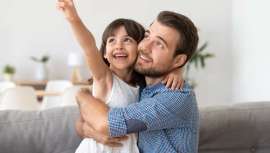 El Dr. Junco propone una serie de tratamientos médico-estéticos y cirugías pensados para rejuvenecer la mirada masculina, dependiendo de las necesidades de cada uno