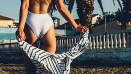 La operación bikini manda y el culto a lucir un cuerpo exento de flacidez versa sobre técnicas que la combaten a conciencia dentro y fuera del quirófano