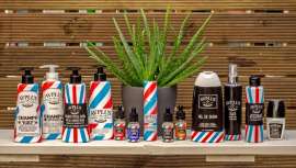 Descubrimos las soluciones ecológicas para el cuidado de piel, barba y cabello masculinos Av Plus Barber, ideales para tu salón, en clara expansión en el mercado nacional y UE, y que busca nuevos agentes de distribución