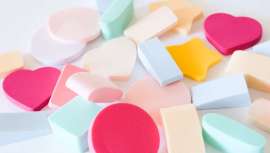 Una nueva cepa de la bacteria Pseudomonas podría ayudar a reducir el plástico en los vertederos provenientes de multitud de productos, caso de las esponjas de maquillaje de poliuretano