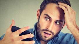 ¿Efluvio temporal o no? ¿Sabes cómo reconocer si se trata de caída capilar solo por motivo estacional o por el contrario hablamos de una caída androgenética? La doctora Mónica Rolando nos da las claves 