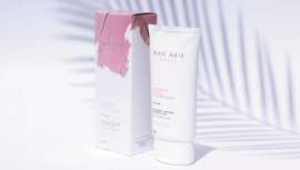 Vegana e livre de sulfatos, completamente natural, Nak Hair lança um creme que não só hidrata, ideal para pontas abertas e danificadas, como também protege e suaviza. Sem enxaguar, para usar quando e onde queira ou precise