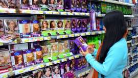 Con estas compras se quiere satisfacer la demanda de servicios de peluquería, dado que los salones están cerrados por este brote vírico global 