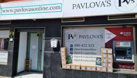 La empresa Pavlovas (Rosa Belleza SL) ha donado a personal de primera línea hasta 5.472 geles hidroalcohólicos Medi Skin con 70% de alcohol y 100 ml destinados al personal sanitario de primera línea de la Costa del Sol 