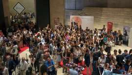 La capital francesa será la cita de MakeUp París, que cancela su edición de este año, para celebrarla de modo eminentemente digital en junio de 2021 a causa de la pandemia del Covid-19 