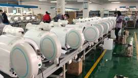 SM-export (Sociedad Médica de Exportación, s.l.) fabrica, dada la actual crisis del Covid-19, un esterilizador con todos los estándares de uso médico, para la utilización por los profesionales en el salón de peluquería y belleza