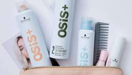  Schwarzkopf Professional UK ha anunciado el lanzamiento de su nuevo servicio de entrega a domicilio, ayudando a apoyar a los salones al permitir a los clientes pedir productos profesionales a través de su peluquería local