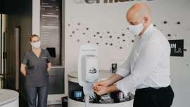 Los nuevos Principios de Dermalogica reúnen 12 puntos de las directivas de seguridad oficiales que considera como esenciales, a la hora de la reapertura de los centros de belleza, además de educar en línea en el programa Clean Touch Certification